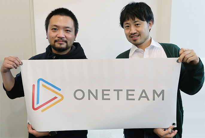 From left to right: Atsushi Nagase (Oneteam’s lead engineer) and Kyohei Kondo (Oneteam’s product manager)